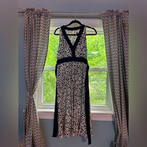 Size 12, Ann Taylor midi dress with pieces to tie